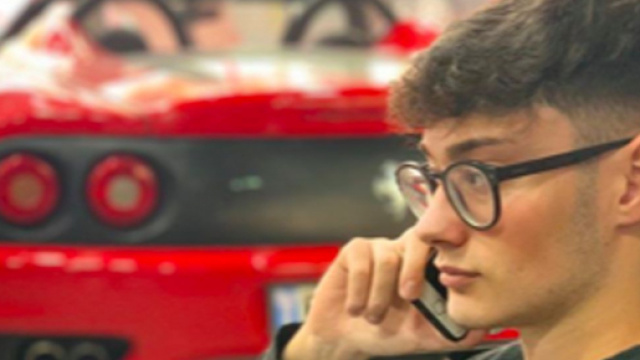 Roma: sulla Tuscolana auto contro muro, 19enne perde la vita.