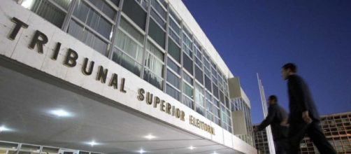 Judici&aacute;rio v&ecirc; rea&ccedil;&atilde;o de Bolsonaro como temor de julgamento no TSE. (Arquivo Blasting News)