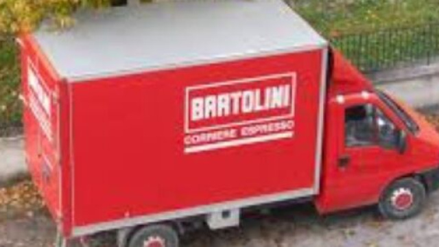 Lavoro: Brt cerca impiegati operativi, ufficio consegne, data entry e assistenza clienti.