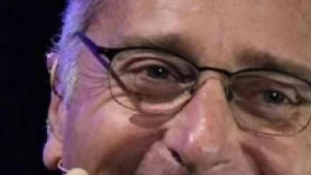 Paolo Bonolis, presentatore televisivo di Mediaset.