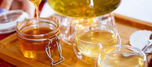 O mel de abelha pode ser um substituto saud&aacute;vel para o a&ccedil;&uacute;car. (Arquivo Blasting News)