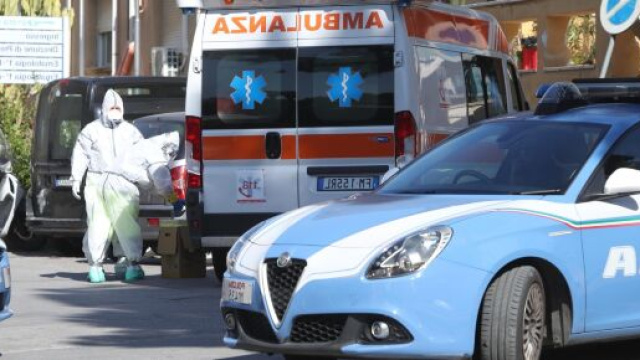 Arezzo, intera famiglia trovata positiva al coronavirus dopo aver avuto un incidente stradale