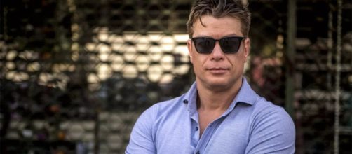 Arthur vai acertar contas em 'Totalmente Demais'. (Arquivo Blasting News)