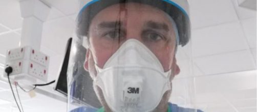 Joan Pons, el enfermero espa&ntilde;ol que ha probado la vacuna contra el coronavirus en Oxford, Inglaterra.