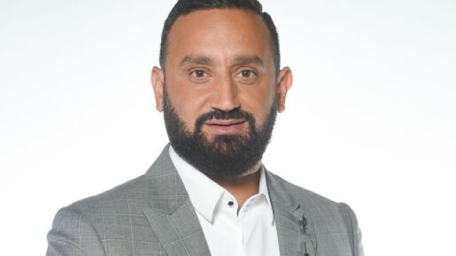 Cyril Hanouna torse-nu, il fait sensation