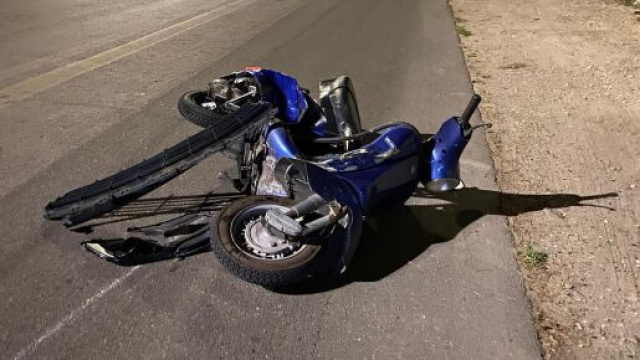 Lecce, fiori bianchi e ballerine: svolti al Duomo i funerali di Luna Benedetto, la 15enne morta in un incidente stradale domenica scorsa.