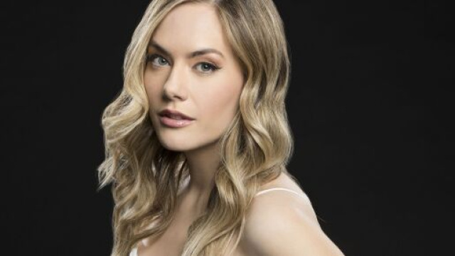 Annika Noelle, la Hope di Beautiful parla della scena della morte di Beth: 'Volevo far risultare quella scena autentica'.