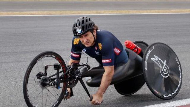 Incidente per il campione Alex Zanardi ricoverato in gravissime condizioni all'ospedale di Siena.