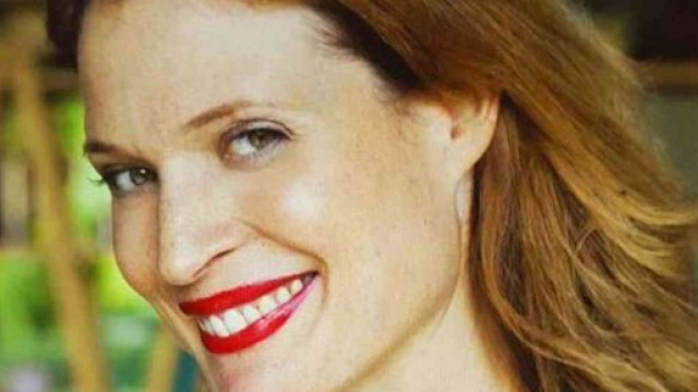 Jane Alexander, interprete di Lucrezia Van Necker in Elisa di Rivombrosa.