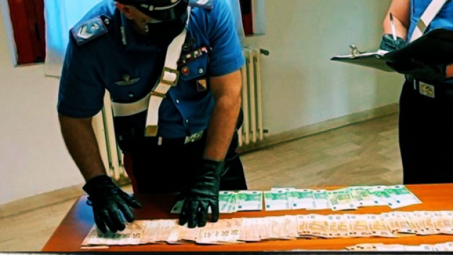 Le indagini sono state effettuate dai carabinieri.