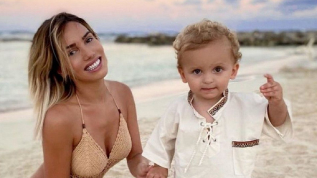 Manon Marsault furieuse d'entendre que son fils Tiago est retard&eacute;, elle s'&eacute;nerve contre les "gamines" et les "mamans parfaites".