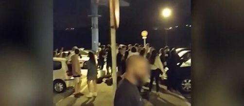 En Luanco hacen botell&oacute;n y burlan a la Guardia Civil