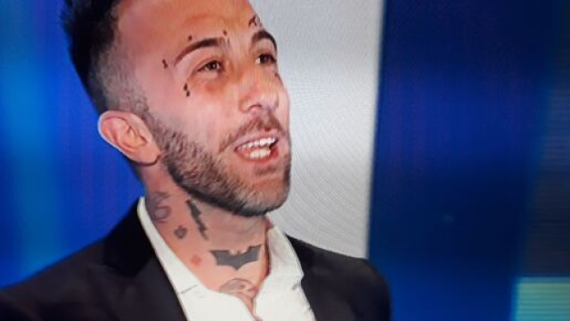 Simone Coccia, lo sfogo su IG: &lsquo;Voglia di uscire dal labirinto dove mi sono perso&rsquo;.
