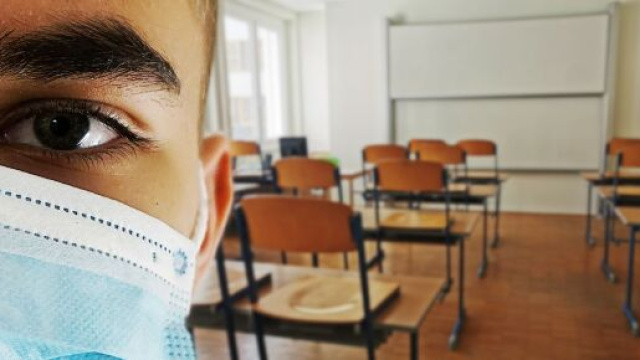 Rientro a scuola, le proposte delle Regioni: pi&ugrave; docenti e personale ATA per riapertura a settembre.