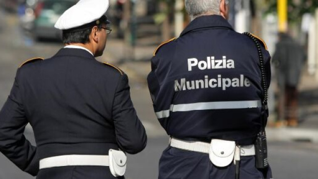 Concorsi pubblici per polizia municipale.