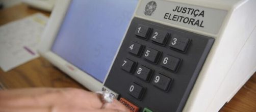 Senado deve votar adiamento de elei&ccedil;&otilde;es. (Arquivo Blasting News)