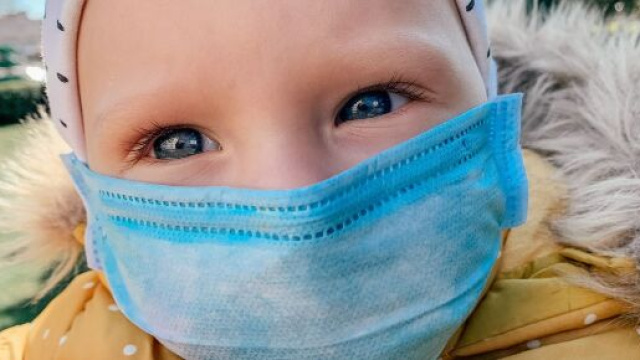 Bonus baby sitter coronavirus anche per nonni e zii