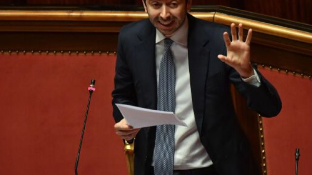Speranza: &lsquo;La riapertura delle scuole &egrave; fondamentale, ma in piena sicurezza&rsquo;.