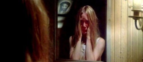 'Carrie, a Estranha' &eacute; um cl&aacute;ssico dos cinemas e da literatura. (Arquivo Blasting News)
