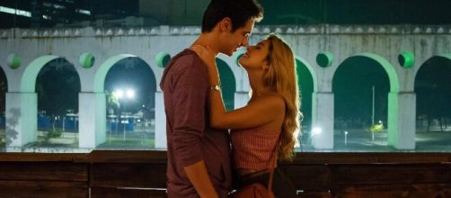 'Ricos de Amor' est&aacute; dispon&iacute;vel na Netflix. (Reprodu&ccedil;&atilde;o/Netflix)