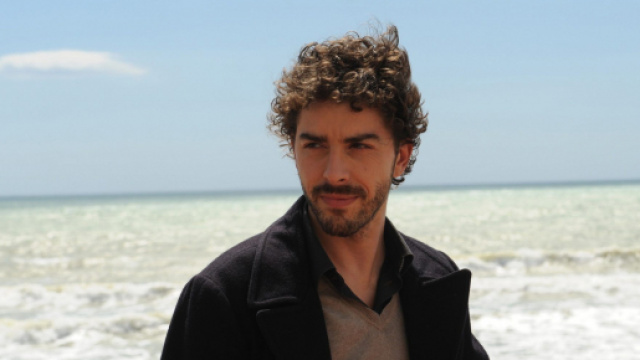 Replica Il giovane Montalbano, terzo episodio della prima stagione su Rai 1
