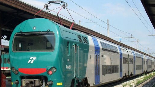 Rissa sul treno Roma-Lecce tra due passeggeri: 'Ti devi mettere la mascherina'