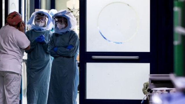 Coronavirus Roma, focolaio al San Raffaele Pisana: 31 contagi e un decesso.