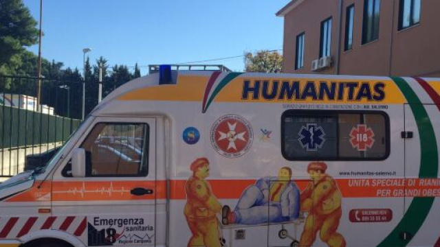 Salerno, vandalizzata un'ambulanza dell'associazione 'Humanitas': gesto inspiegabile