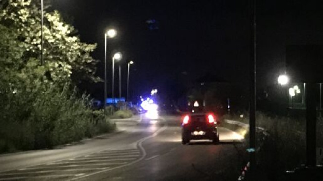 Chieti, incidente a Ortona: 23enne si schianta con l'auto e perde la vita.