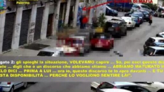 Intercettazione della Guardia di Finanza alla falegnameria di Palermo.