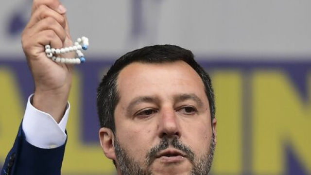 Matteo Salvini contro l'App Immuni: 'Io non scarico assolutamente nulla'.