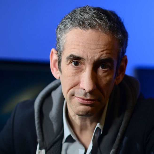 Douglas Rushkoff, professor de estudos de m&iacute;dia do Queens College, da Universidade da Cidade de Nova York (CUNY). (Divulga&ccedil;&atilde;o/Queens College)