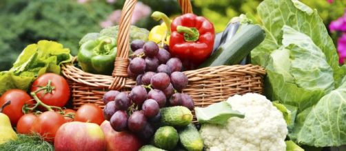 Frutas, legumes e at&eacute; carnes s&atilde;o essenciais para combater a press&atilde;o baixa. (Arquivo Blasting News)