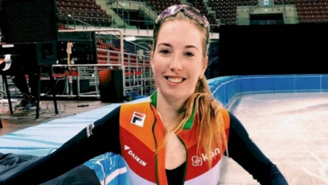 Addio a Lara van Ruijven, campionessa di short track deceduta per un disordine autoimmune.