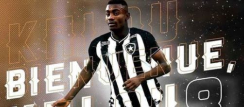 O Botafogo anunciou recentemente o marfinense Kalou. (Reprodu&ccedil;&atilde;o/Instagram/@botafogo)