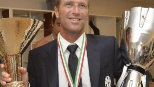 Massimo Carrera, tecnico dell'Aek Atene.