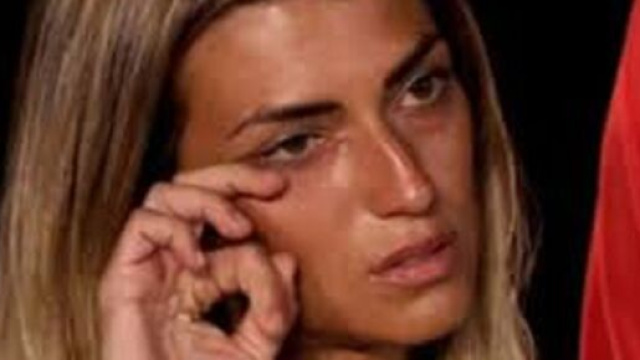 Temptation Island, puntata del 16 luglio: Valeria in lacrime: 'Non so che fare'.