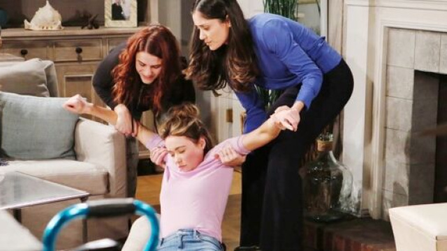 Beautiful, trame Usa: Sally segrega Flo e vuole un bambino da Wyatt.