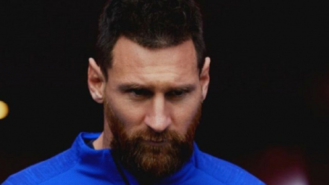 L'ex Genoa Belluschi sostiene che Messi non voglia lasciare il Barcellona.