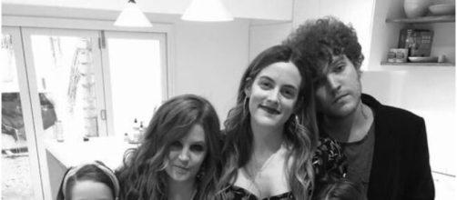 Lisa Marie Presley and family suffer tragic loss. [Image Source: Lisa Marie Presley Instagram]