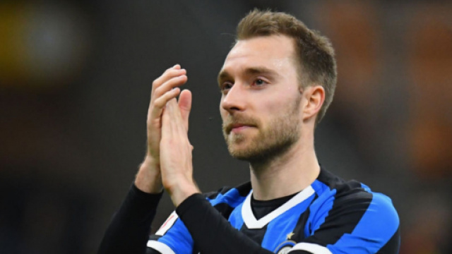 Christian Eriksen con la maglia dell'Inter.