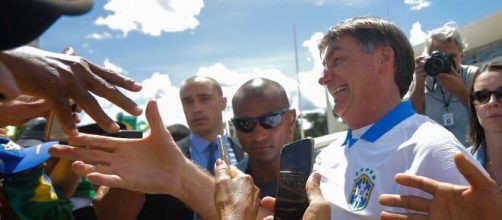 Presidente promove nova aglomera&ccedil;&atilde;o durante pandemia e exalta hidroxicloroquina. (Arquivo Blasting News)