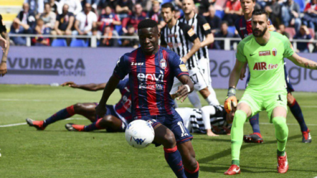 Crotone, possibile interesse di Sassuolo e Udinese per Kargbo.