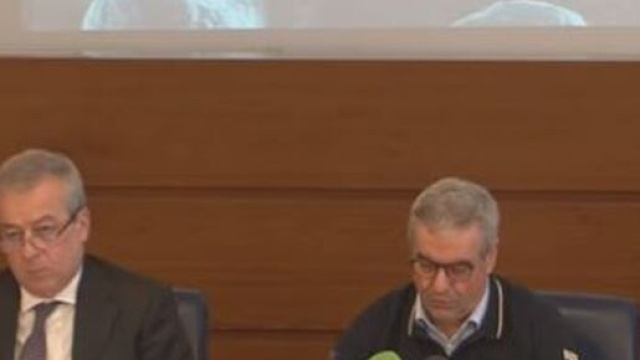 Franco Locatelli durante una conferenza stampa con Angelo Borrelli.