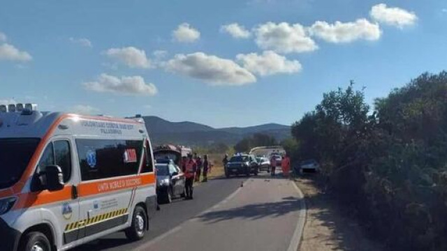 Incidente in Sardegna: 21enne travolto da un'auto a Villasimius.