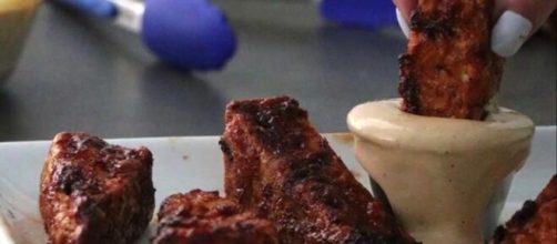 Delicious BBQ tofu wings that are totally vegan - [Image Source: Simple Vegan Recipes by Glue & Glitter/YouTube]