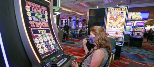 El riesgo de contagio de coronavirus es mayor en espacios cerrados