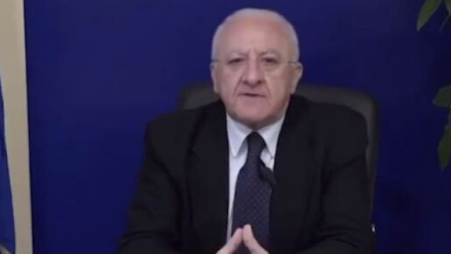 Coronavirus Campania, De Luca: 'Mascherine all'aperto se i casi aumentano'.