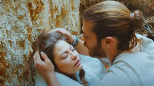 Daydreamer, spoiler Turchia: Can soccorre Sanem caduta in un profondo burrone.