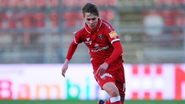 Crotone, occhi puntati sul giovane Nicolussi Caviglia.